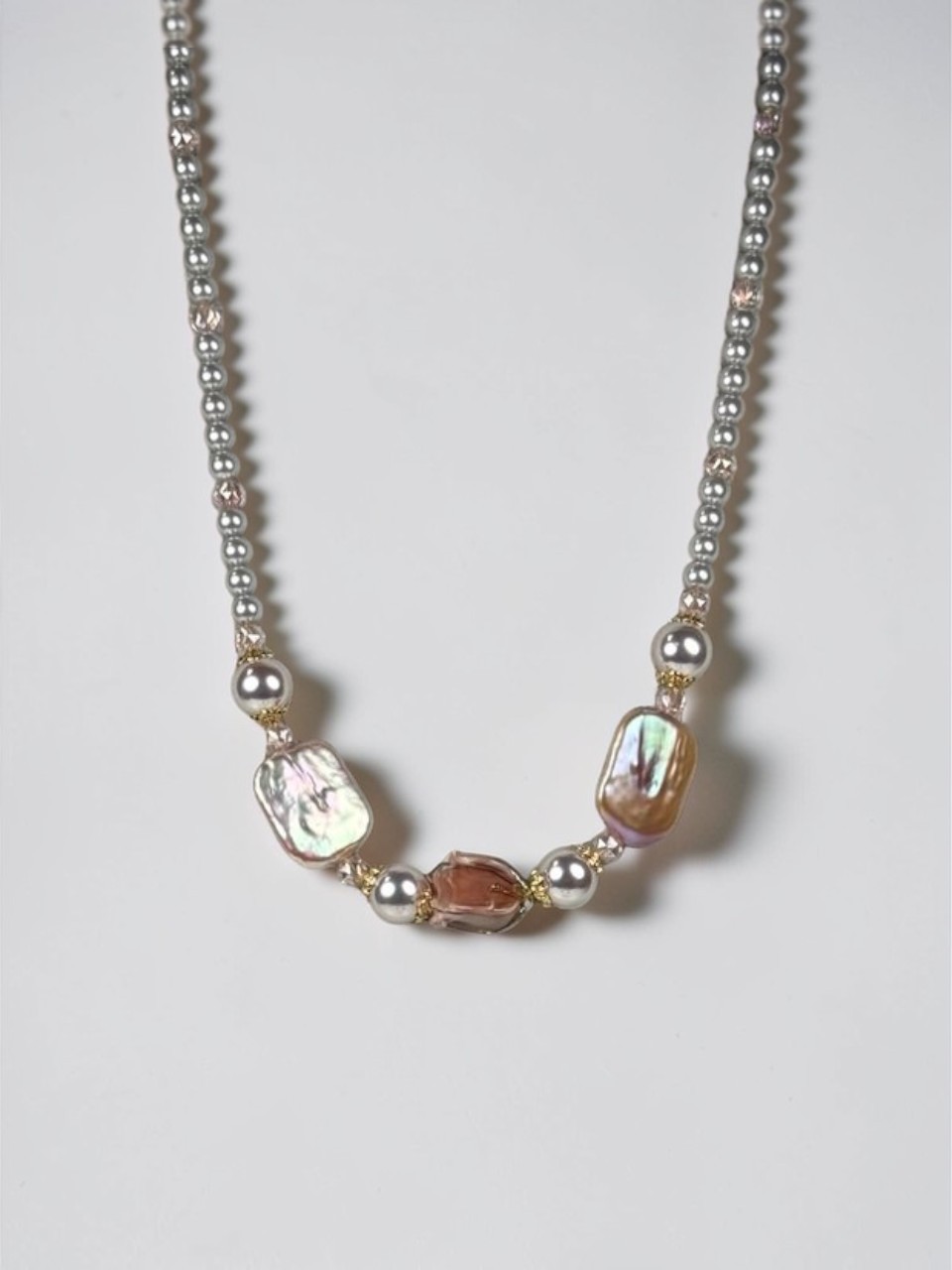 Колье "Шелковая роза"